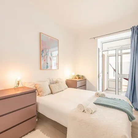 Guestready - Cozy Estefania - An Artists Corner! Lisbon